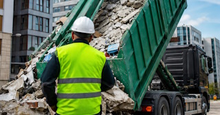 Вывоз строительного мусора в Бугуруслане: услуги лицензированной компании — ПроМусор